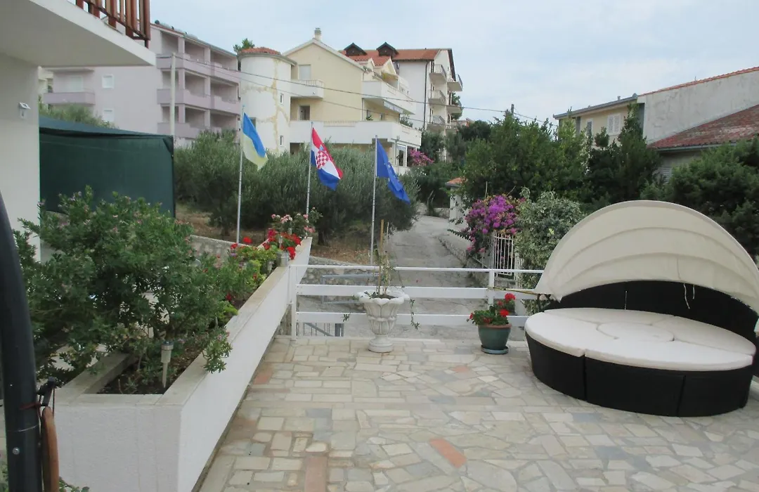 Guest House Villa Daniel-1
